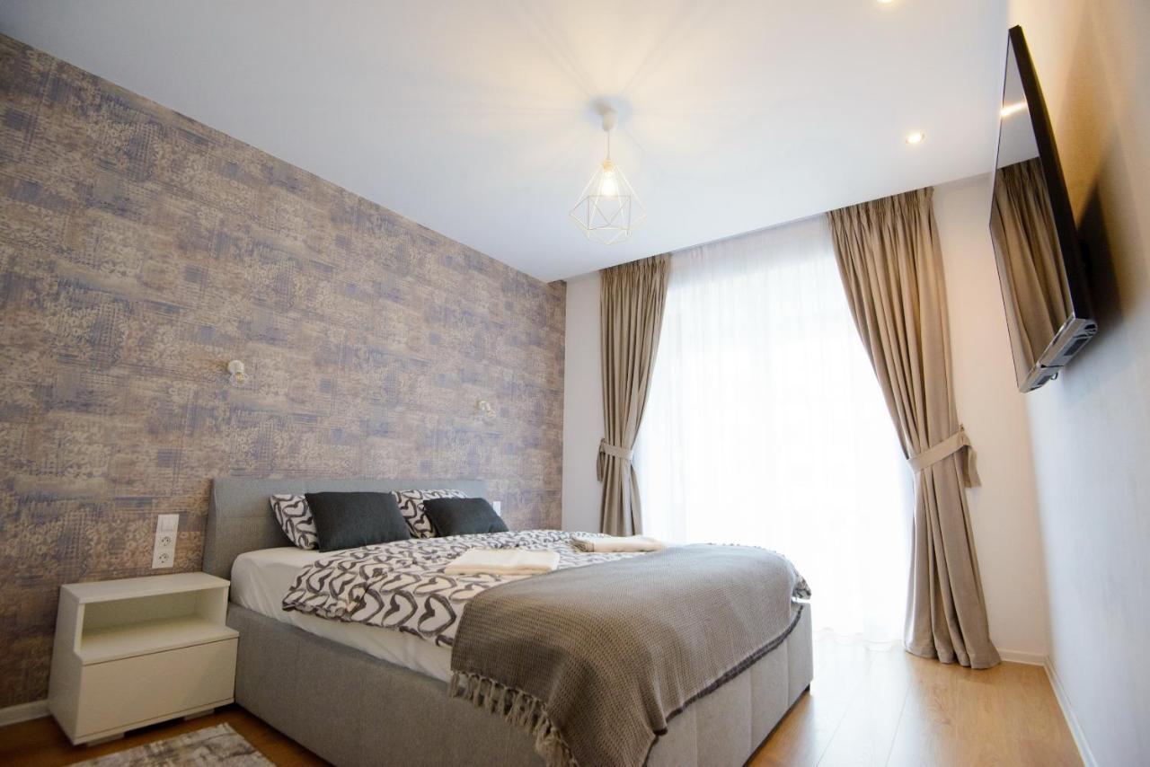 Penthouse Eliza - Coressi Brasov Bagian luar foto