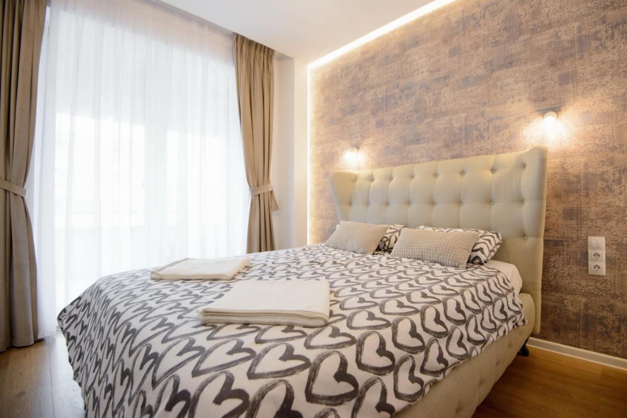 Penthouse Eliza - Coressi Brasov Bagian luar foto